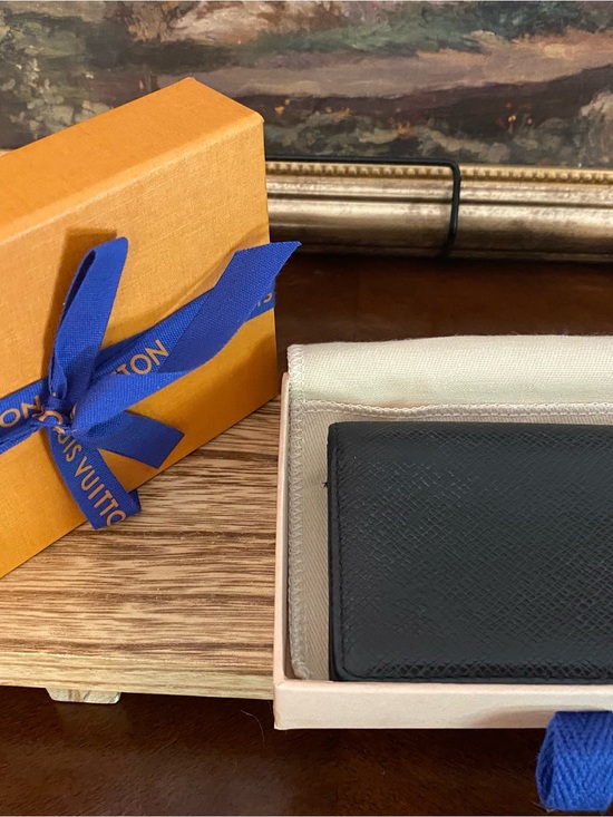 Louis Vuitton Other - Louis Vuitton Taiga Black Men's Leather Wallet with Louis Vuitton box